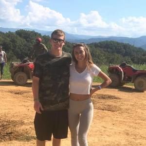 Meet your Posher, Taylor